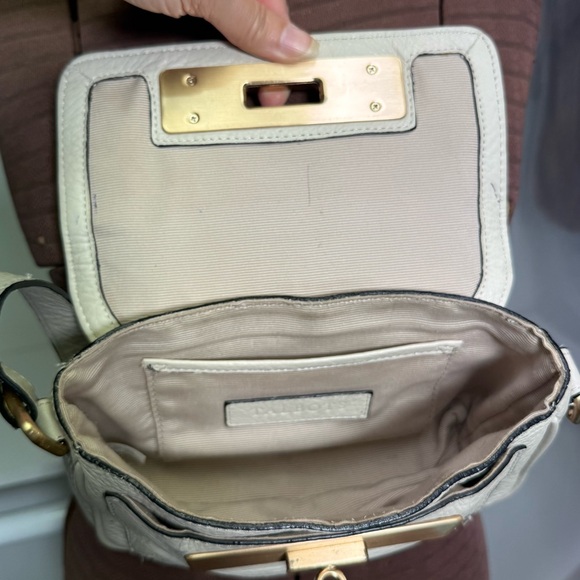 Talbots Cream Pebbled Leather Turn Lock Baguette Shoulder Bag - Picture 12 of 16